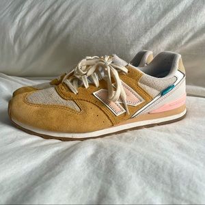 Women’s New Balance Classic 996
